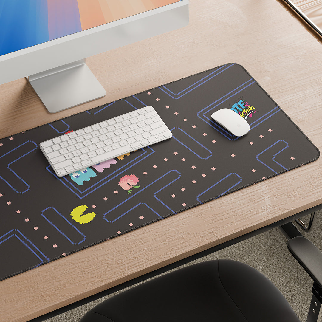 Maze Runner Deskpad